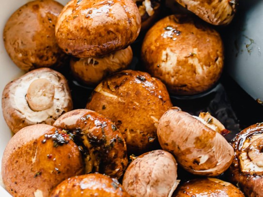  Irresistibly Delicious Stuffed Mushroom Recipe with Ritz Crackers for Your Next Gathering